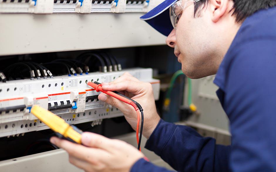électricien maintenance Saint-Fargeau-Ponthierry